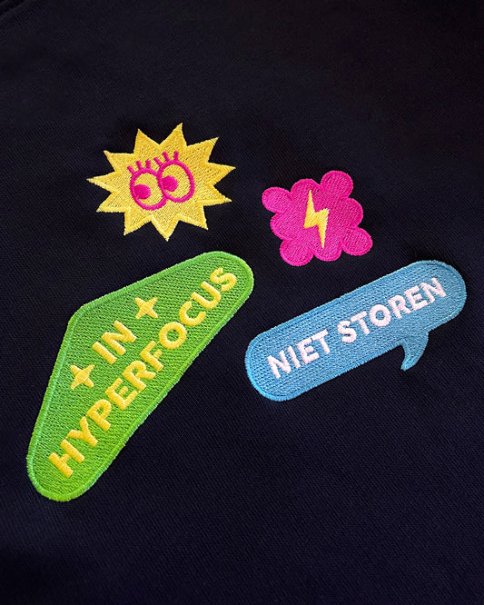 Trui Geborduurd 'Hyperfocus’ - Unisex 85% Biologisch Katoen (Fair Wear)