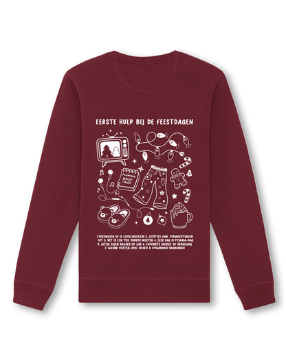 PRE-ORDER: Trui 'Eerste Hulp bij de Feestdagen' Zeefdruk - Bordeauxrood 85% Biologisch Katoen (Fair Wear)